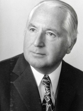 Dr. h.c. Georg Döllerer Dr. h.c. Georg Döllerer